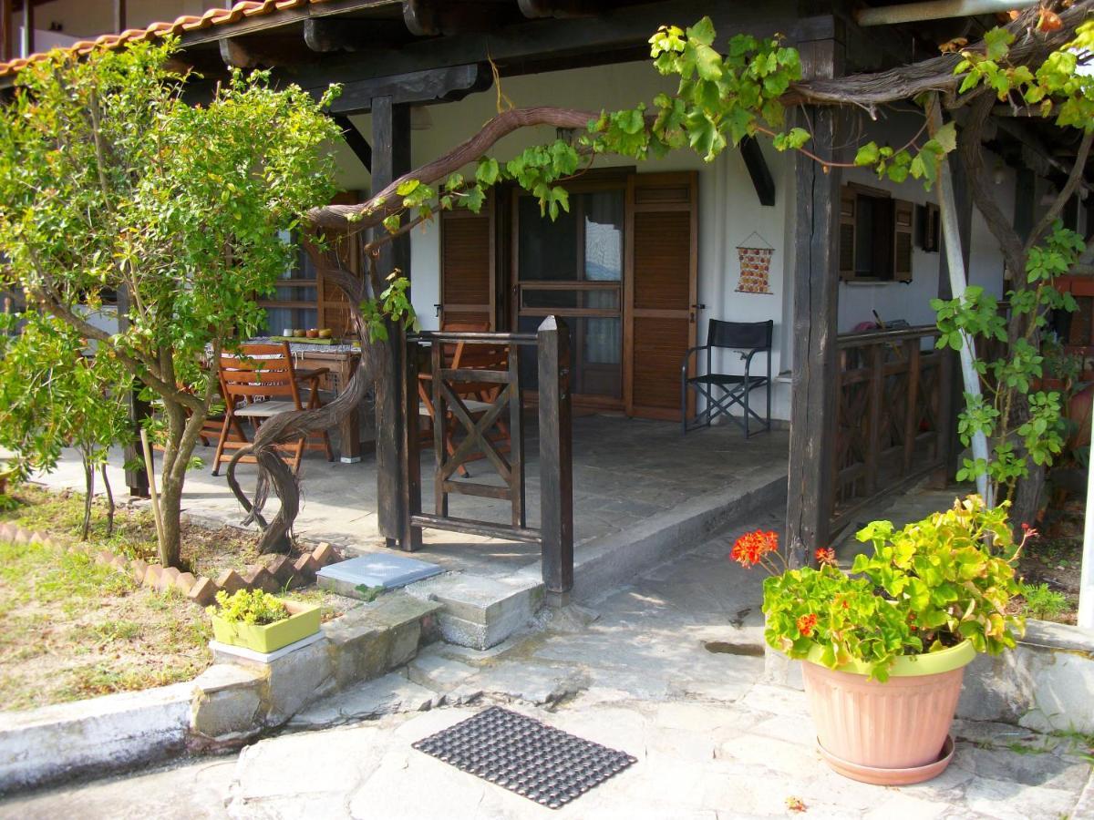 Elli'S House Villa Ierissos Exterior photo